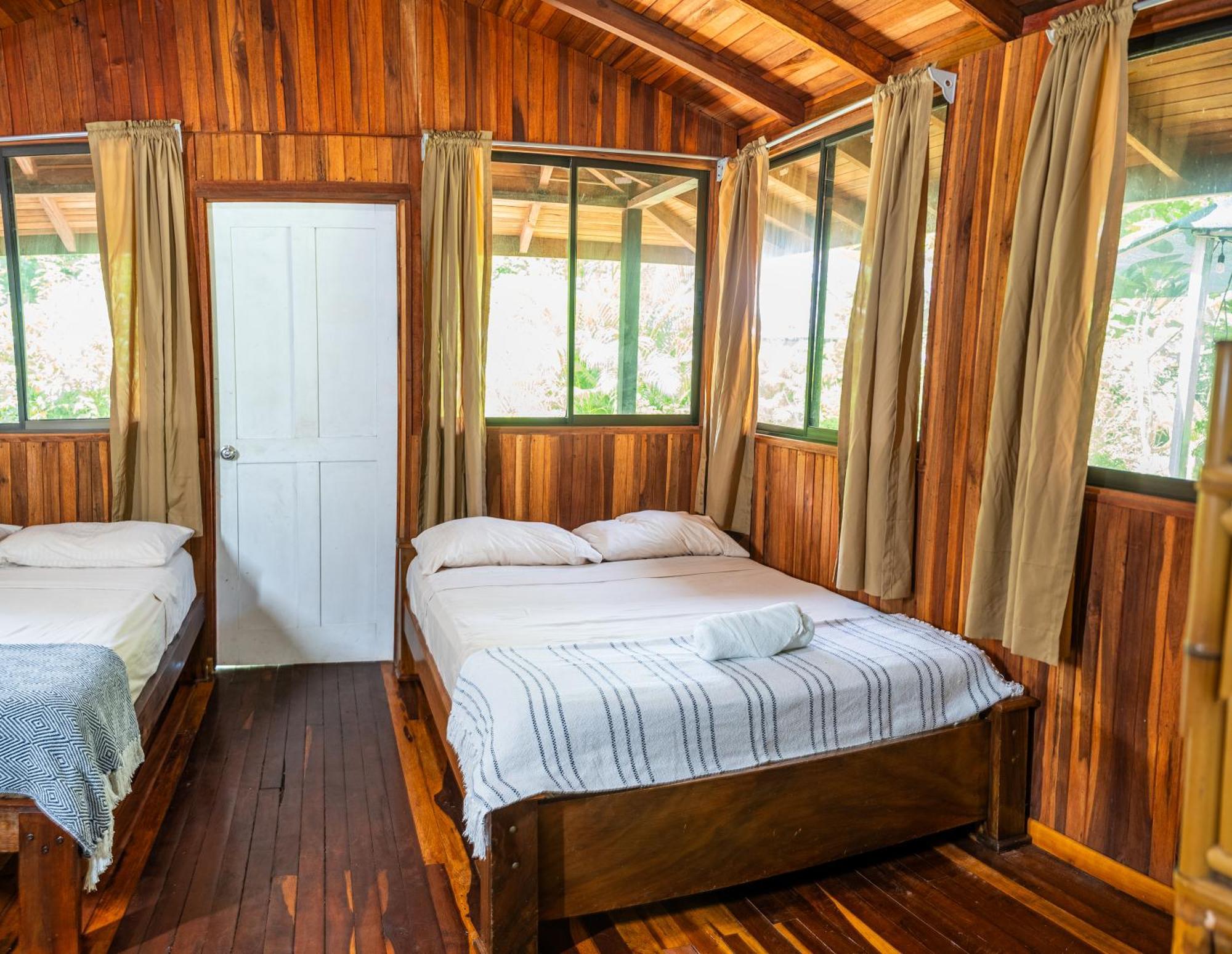 Kalea Yard Hotel Puerto Jimenez Exterior photo